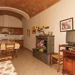Corneto 1 *
